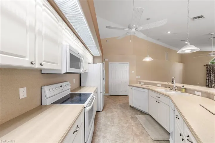508 Sw 6th St, Cape Coral, Florida 33991