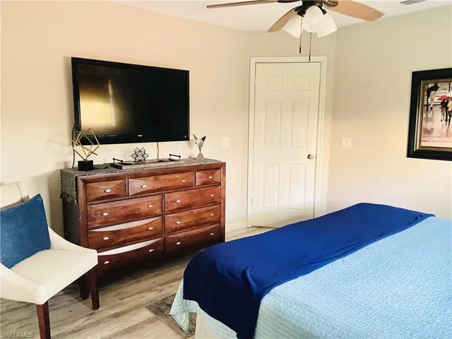 3520 Sw 1st Place 1st Pl, Cape Coral, Florida 33914