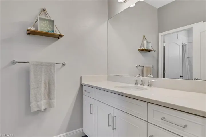 2335 Sawyers Hill Rd 506, Naples, Florida 34120