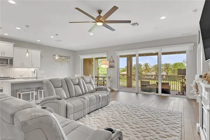 2335 Sawyers Hill Rd 506, Naples, Florida 34120