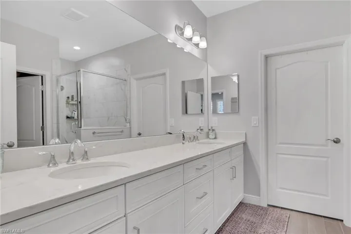 2335 Sawyers Hill Rd 506, Naples, Florida 34120