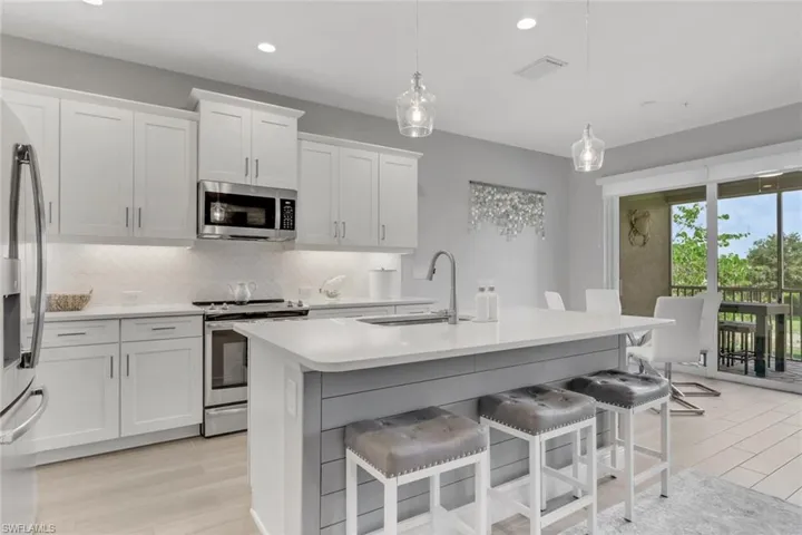 2335 Sawyers Hill Rd 506, Naples, Florida 34120