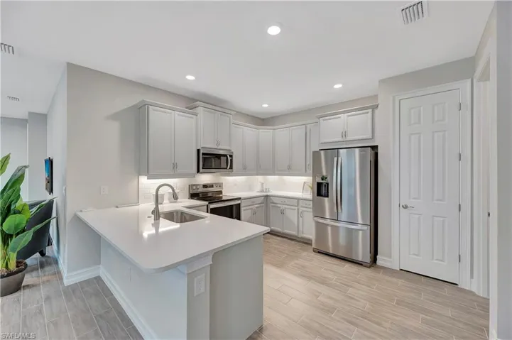 1022  Enbrook  LOOP, Naples, FL 34114
