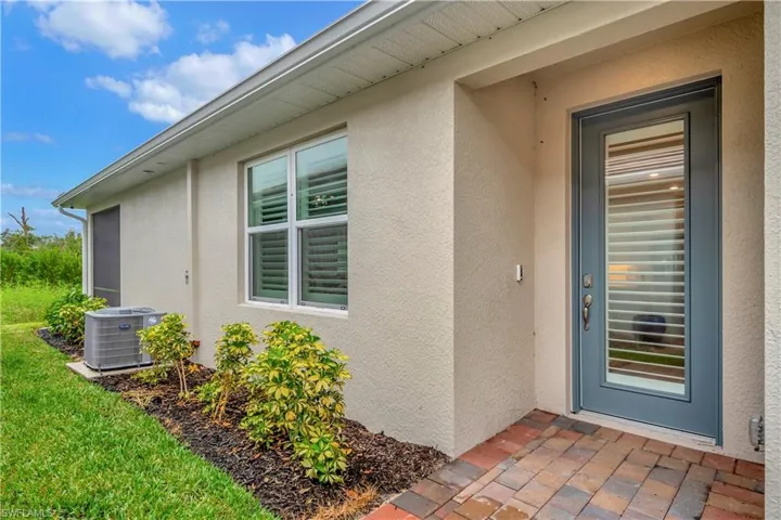 1022  Enbrook  LOOP, Naples, FL 34114