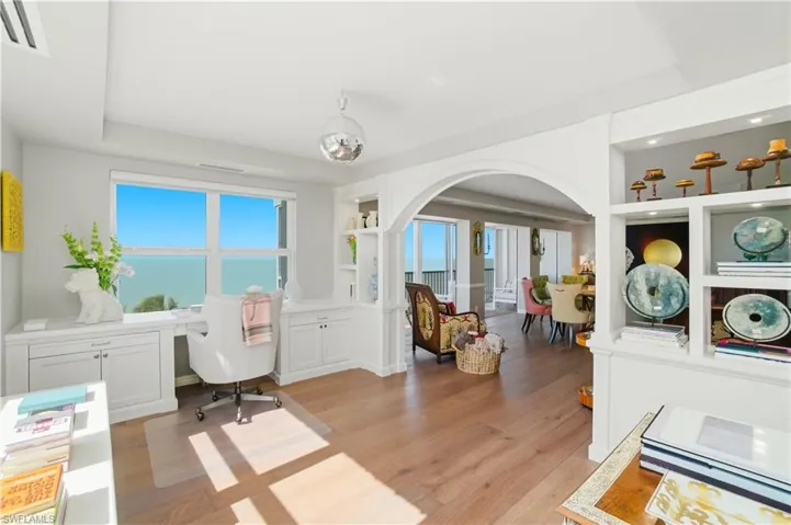 3003  Gulf Shore N BLVD, Naples, FL 34103