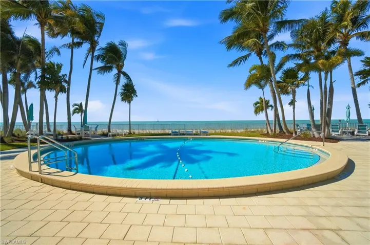 3003  Gulf Shore N BLVD, Naples, FL 34103