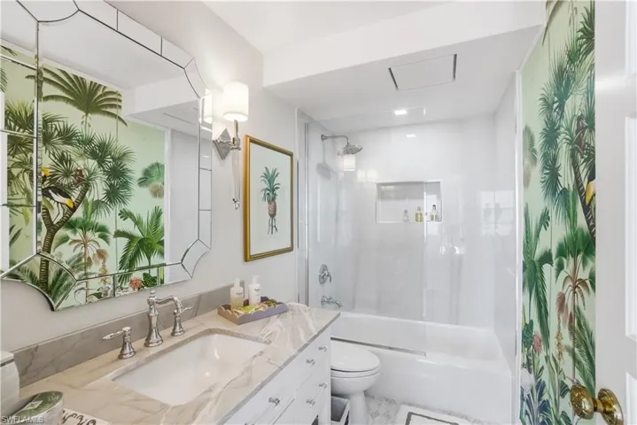 3003  Gulf Shore N BLVD, Naples, FL 34103