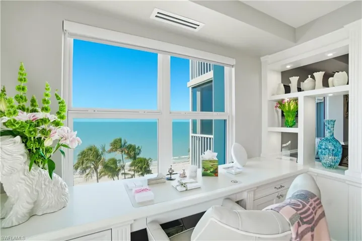 3003  Gulf Shore N BLVD, Naples, FL 34103