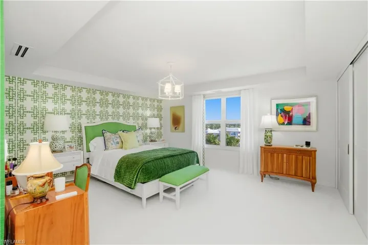 3003  Gulf Shore N BLVD, Naples, FL 34103