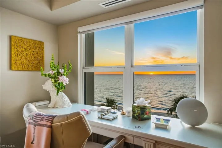 3003  Gulf Shore N BLVD, Naples, FL 34103