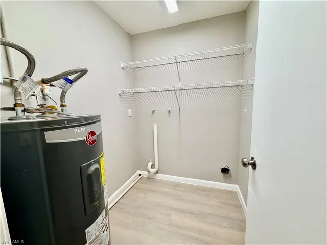 2332 Se 6th Ter B, Cape Coral, Florida 33990