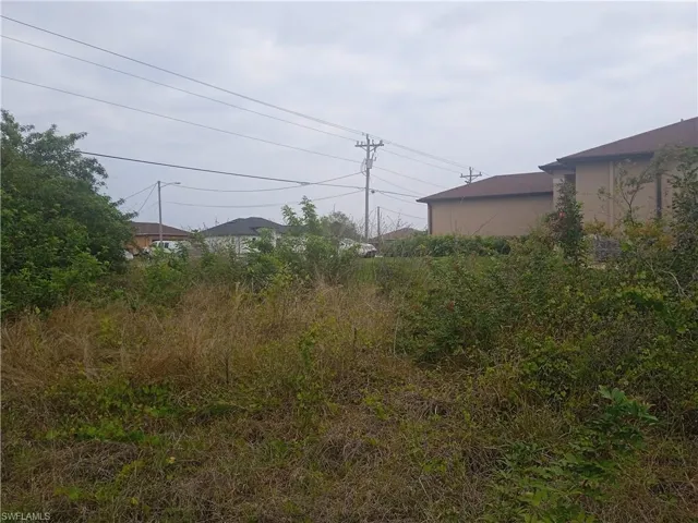3305 23rd ST SW, LEHIGH ACRES FL 33976