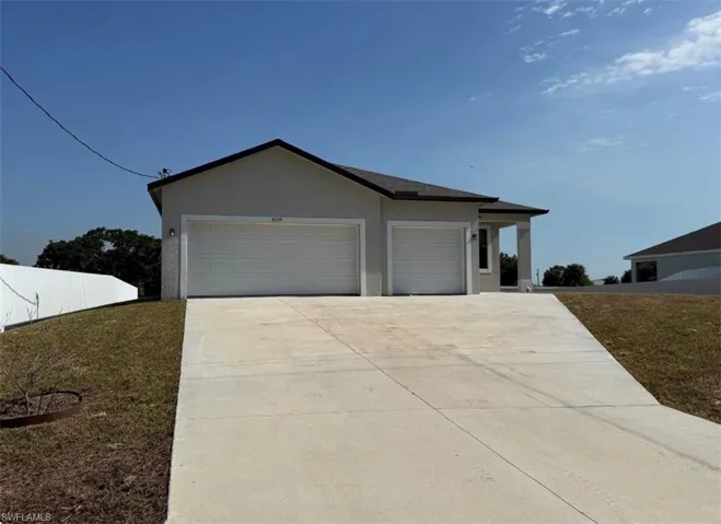 8059 Sherwood Cir, Labelle, Florida 33935