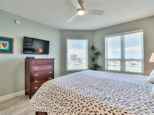4182 Bay Beach Ln 761, Fort Myers Beach, Florida 33931
