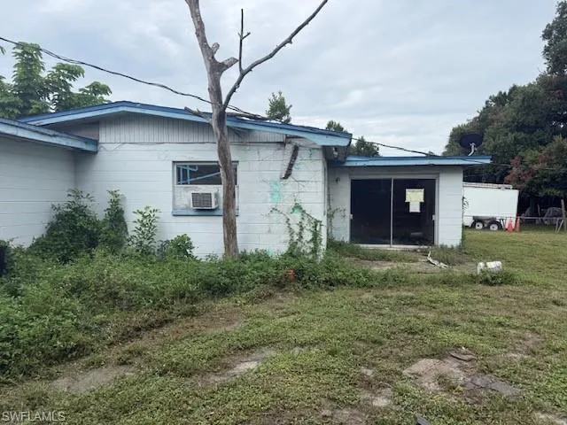 1235 Gramac Dr, North Fort Myers, Florida 33917