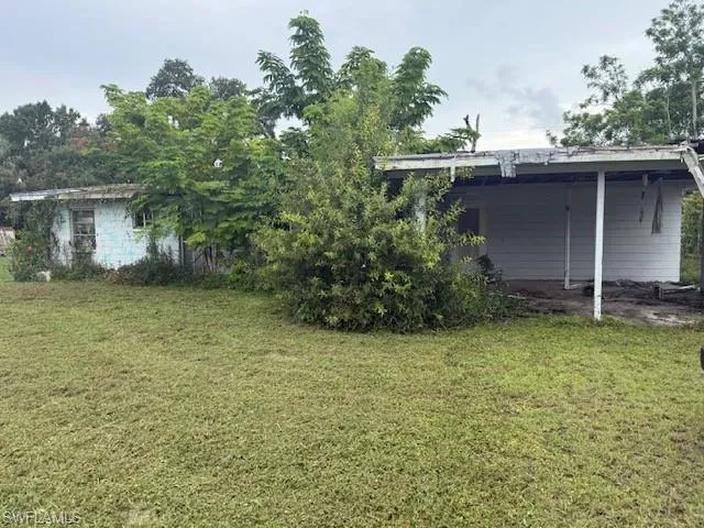 1235 Gramac Dr, North Fort Myers, Florida 33917