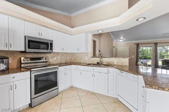 3510  29th NE AVE, Naples, FL 34120