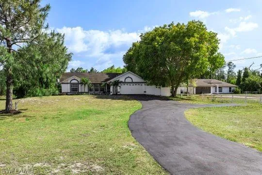 3510  29th NE AVE, Naples, FL 34120