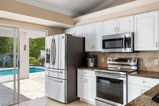 3510  29th NE AVE, Naples, FL 34120