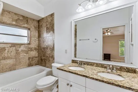 3510  29th NE AVE, Naples, FL 34120