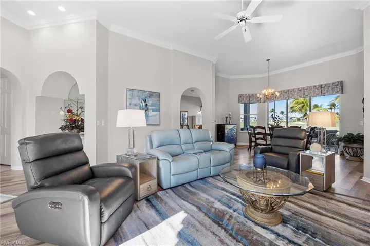 6979  Mauna Loa  LN, Naples, FL 34113