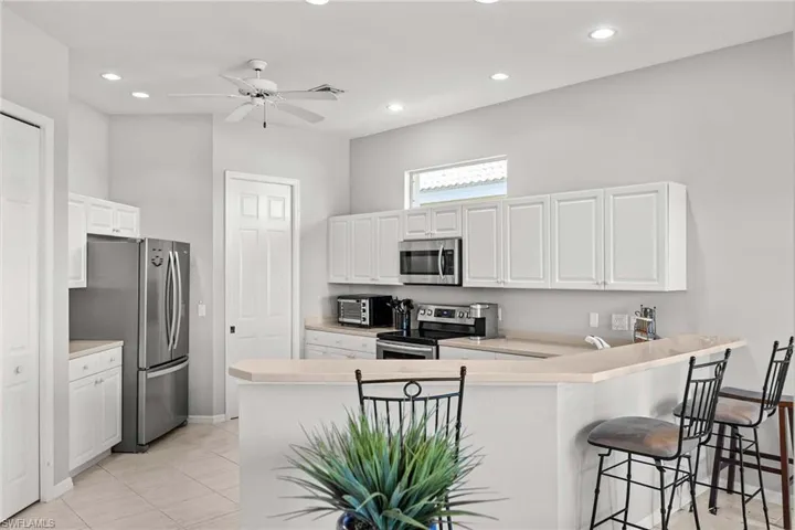 6979  Mauna Loa  LN, Naples, FL 34113