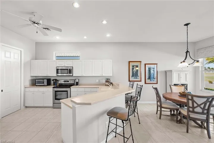 6979  Mauna Loa  LN, Naples, FL 34113
