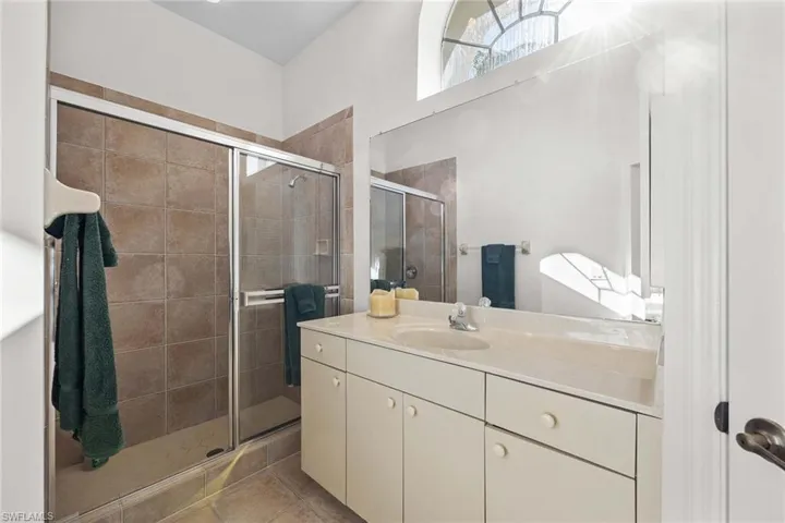 6979  Mauna Loa  LN, Naples, FL 34113
