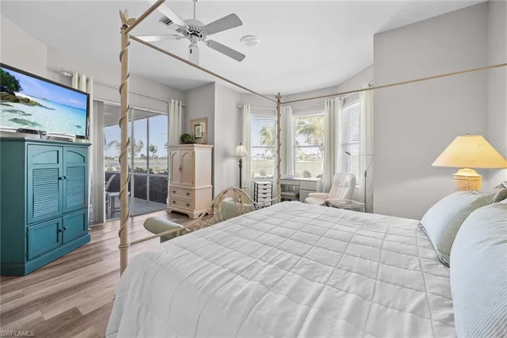 6979  Mauna Loa  LN, Naples, FL 34113