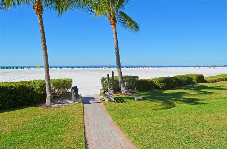 Beach entrance  - Pre Hurricane Ian