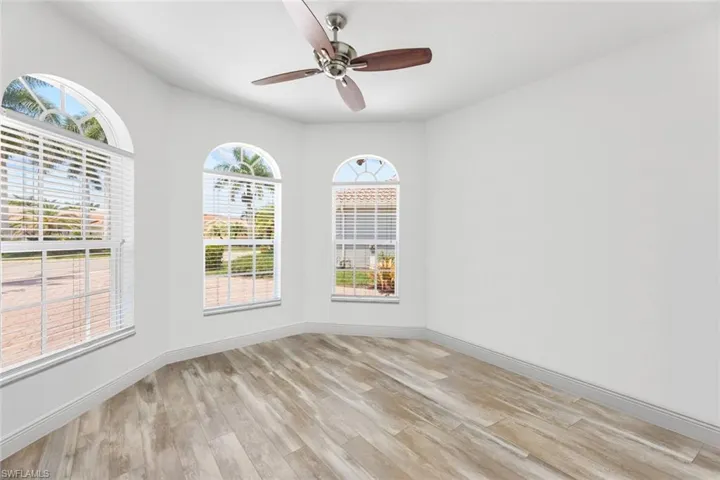 Furniture VIRTUALLY REMOVED