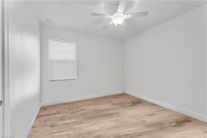 3rd guest bedroom VIRTUAL REMOVAL OF BOXES