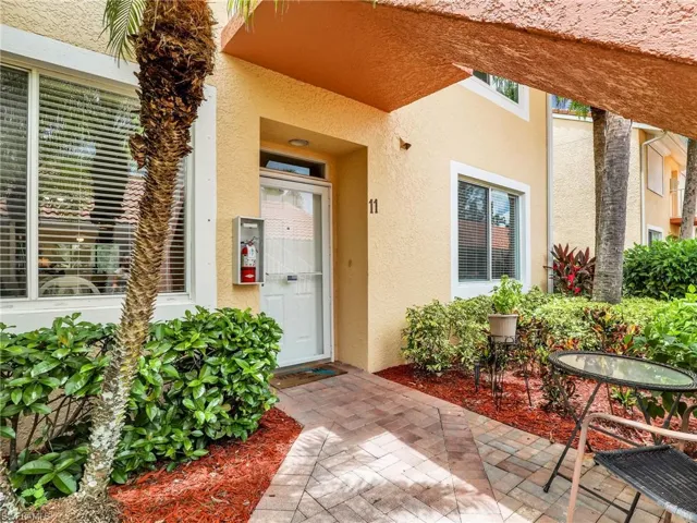 2390 Bayou Ln # 7611, Naples Fl 34112