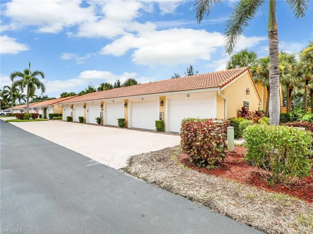 2390 Bayou Ln # 7611, Naples Fl 34112