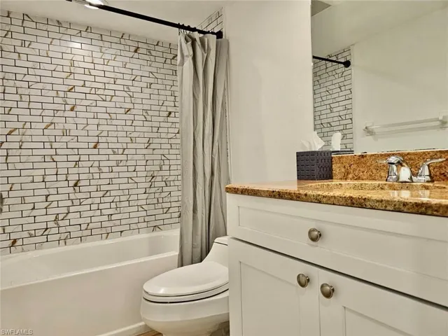 4722 Se 1st Pl 5, Cape Coral, Florida 33904
