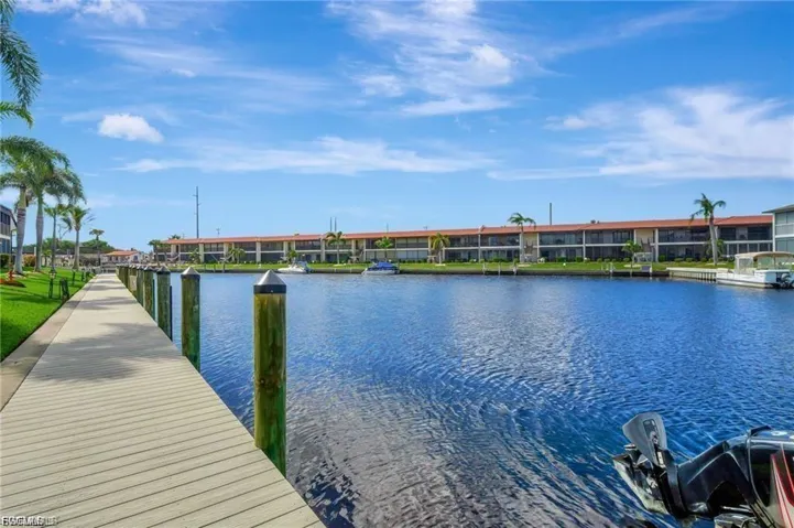 4722 Se 1st Pl 5, Cape Coral, Florida 33904