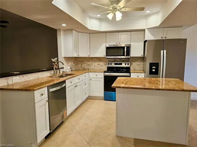 4722 SE 1st  PL, Cape Coral, FL 33904