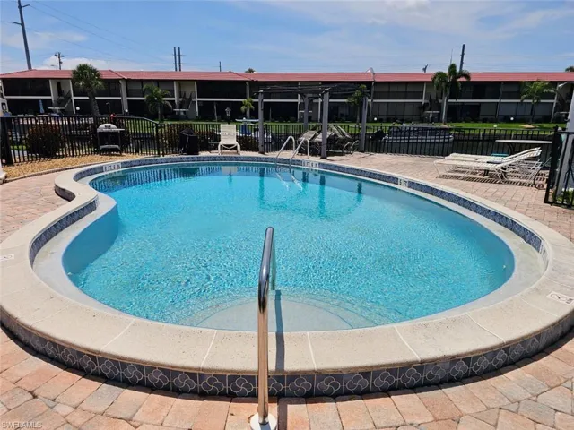 4722 Se 1st Pl 5, Cape Coral, Florida 33904