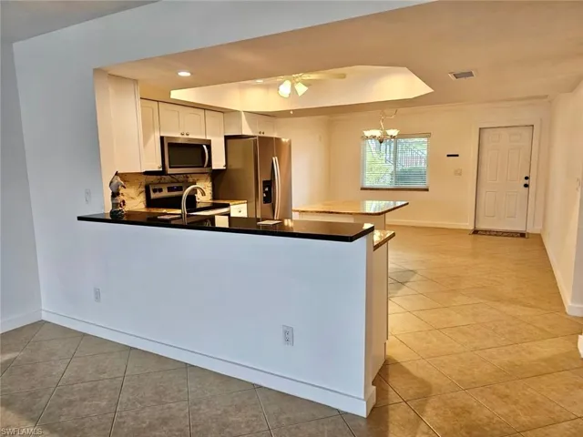 4722 Se 1st Pl 5, Cape Coral, Florida 33904