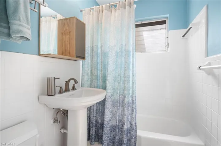 1097 Sperling Ave, Naples, Florida 34103