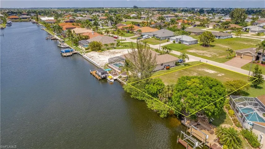 4126 Sw 25th Pl, Cape Coral Fl 33914