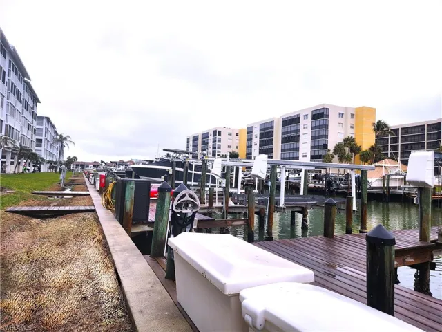 4511 Bay Beach Lane, Fort Myers Beach, Florida 33931