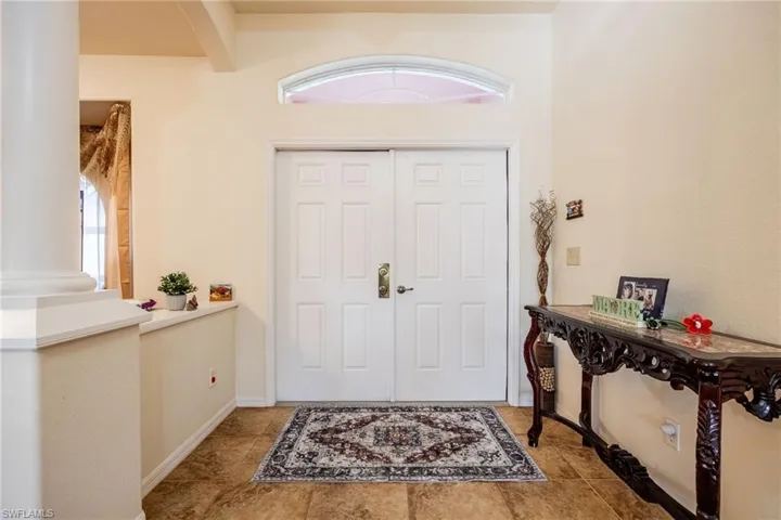 View of foyer entrance