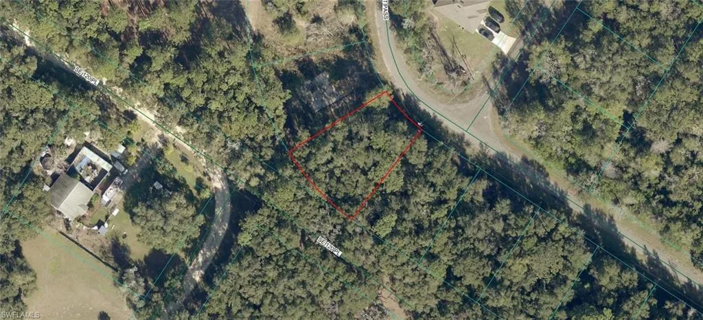 Aerial Site Plan. Outlining the property boundaries and surrounding geographical features