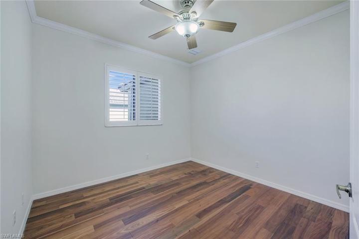 Den/4th Bedroom