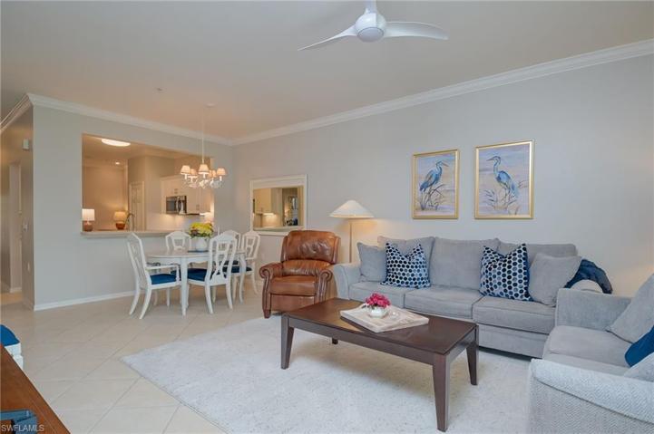 3992  Bishopwood E CT, Naples, FL 34114