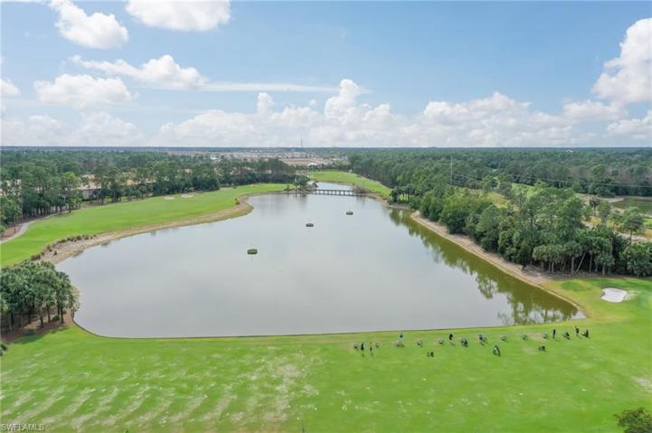 3992  Bishopwood E CT, Naples, FL 34114