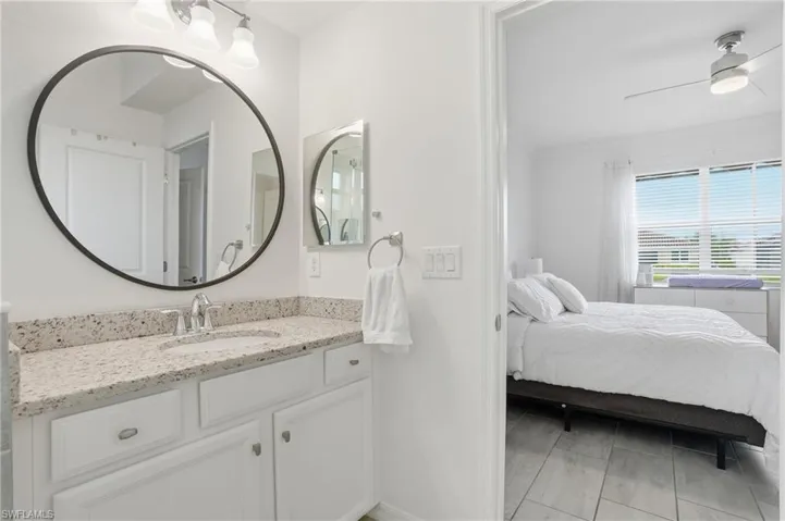 2062 Tamarron Ln, Naples, Florida 34120