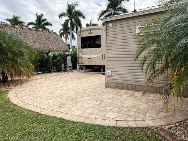 10329  Fire Flag  TRL, Fort Myers, FL 33905