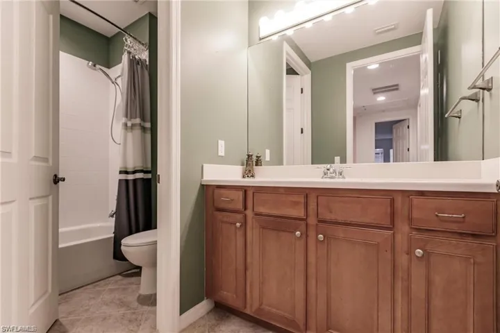 1375  Artesia E DR, Naples, FL 34113